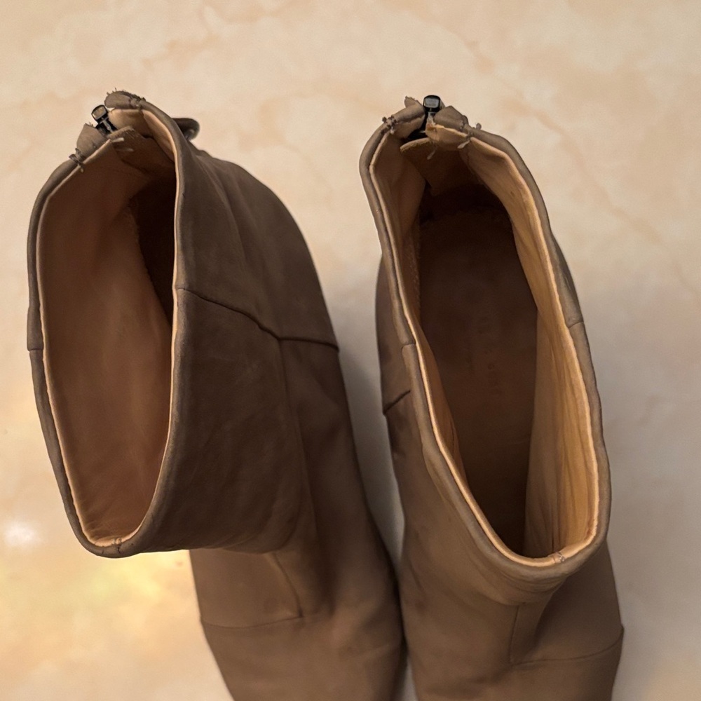 rag & bone Taupe Ankle Newbury Boots  Size 35/5 Winter Fall Suede - Picture 4 of 9